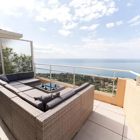 Magnifique Vue Mer, Piscine, Garage Apartment *